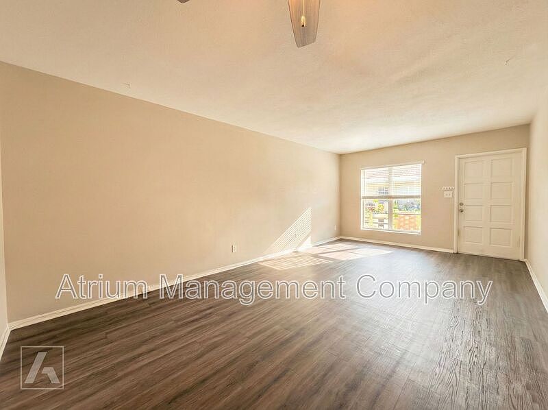 1st image of 200 Agnes Ct #24