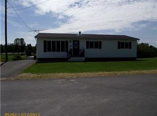 14 Montgomery St, Limestone, ME 04750