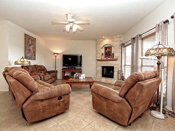 4th image of 3608 High Mountain Drive