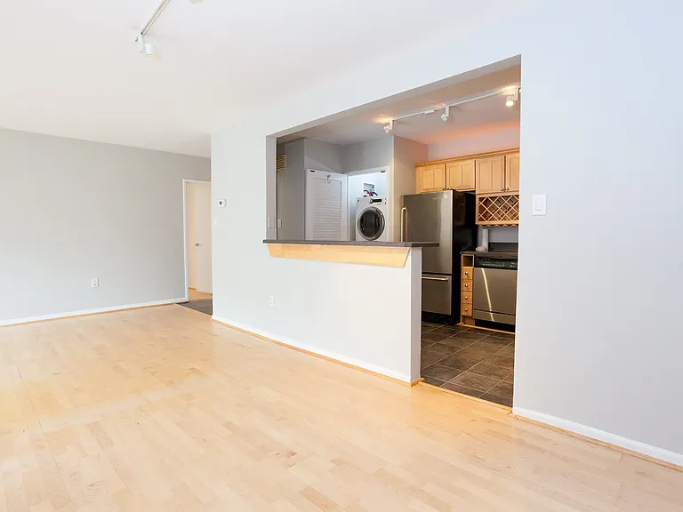2555 Pennsylvania Ave NW #614 — Photo 19