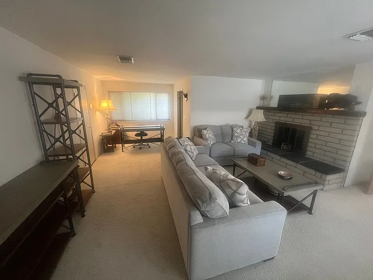 18332 Orange St — Photo 28