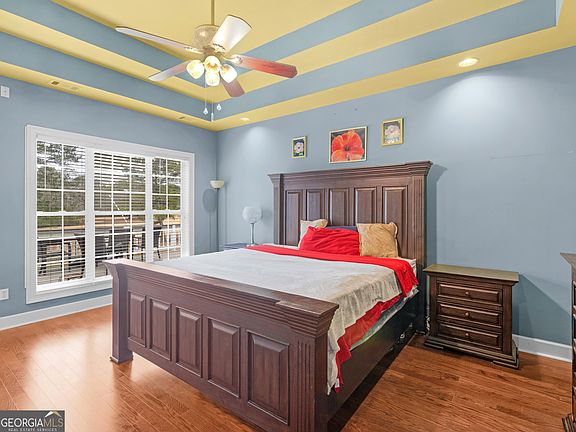 5th image of 517 N Pine Hill Rd