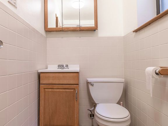 4th image of 359 Stockholm St #2B