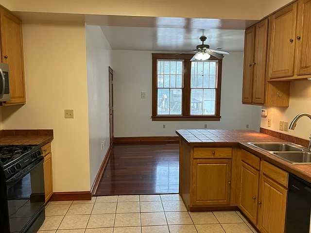 4111 Danneel St #2 — Photo 4