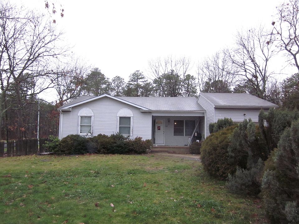 1st image of 465 Albert Ave