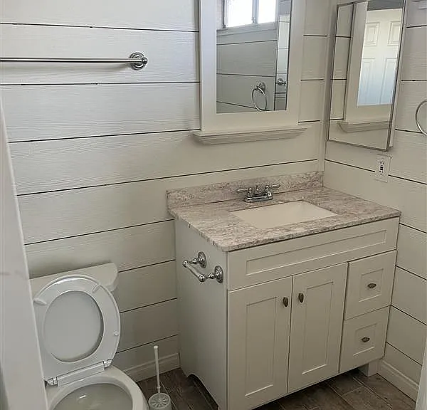 1452 Diamond St — Photo 13