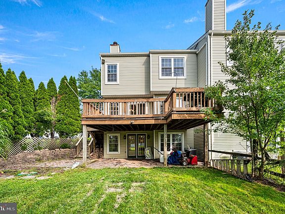 5th image of 32 Parkview Way