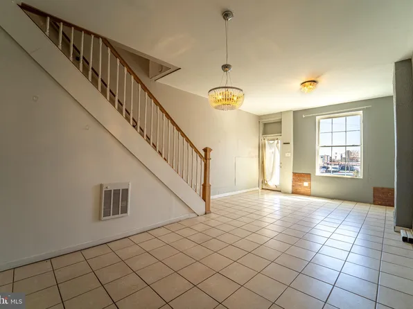 2960 N Mascher St, Philadelphia, PA 19133