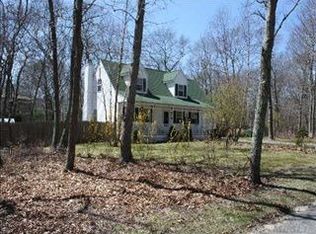 84 Gardiner Ave, East Hampton, NY 11937