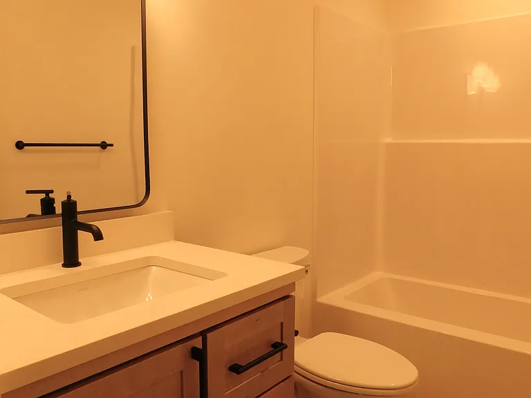 605 Holstein Way — Photo 12