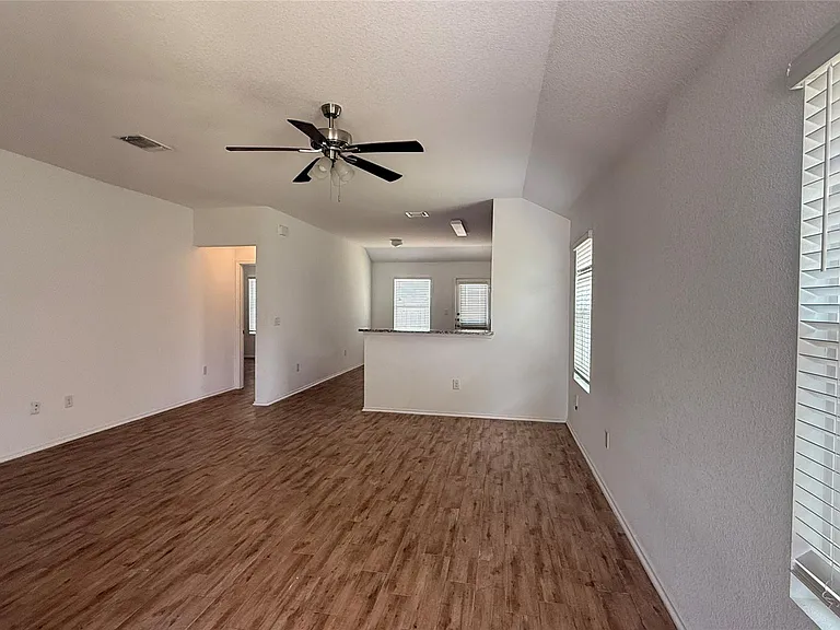 3503 Batson Dr — Photo 4