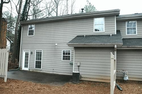 2nd image of 631 Fairfax Pl