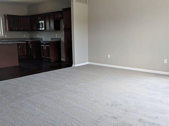 5th image of 7032 Marigold Dr