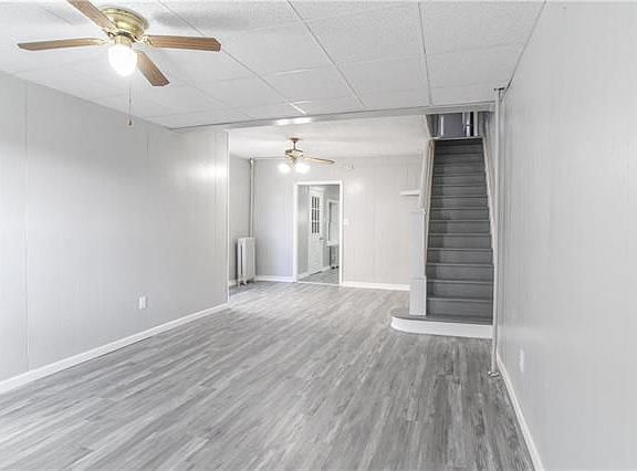 3rd image of 312 N Heller Ave