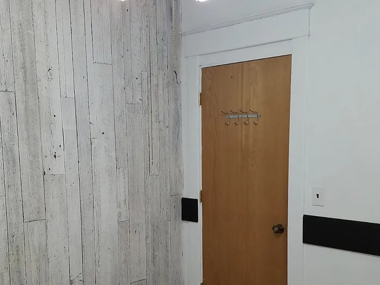 3417 S Center St — Photo 28