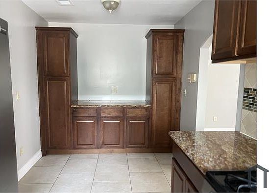 4th image of 14711 Taymouth Dr