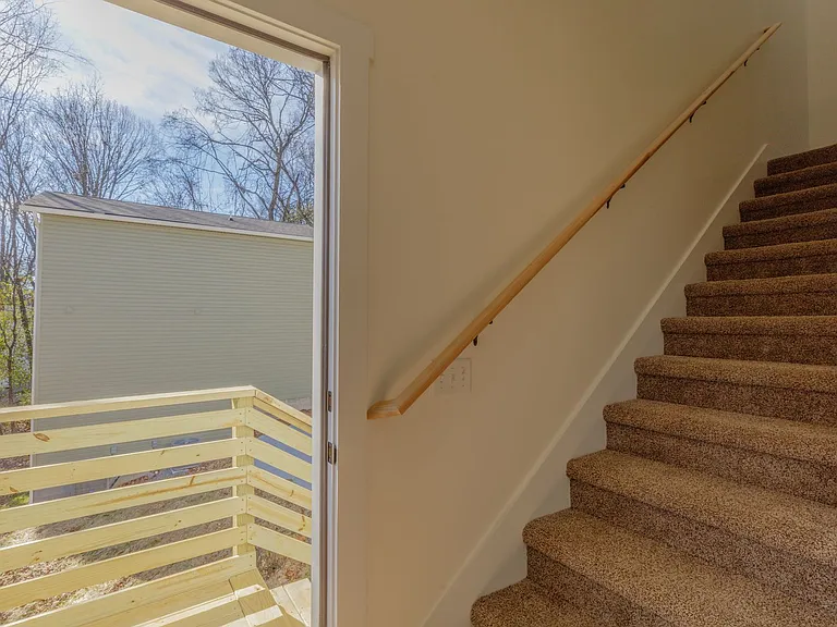 3624 Mountain View Dr — Photo 24