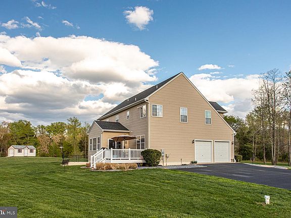 5th image of 7574 Silverthorne Ct