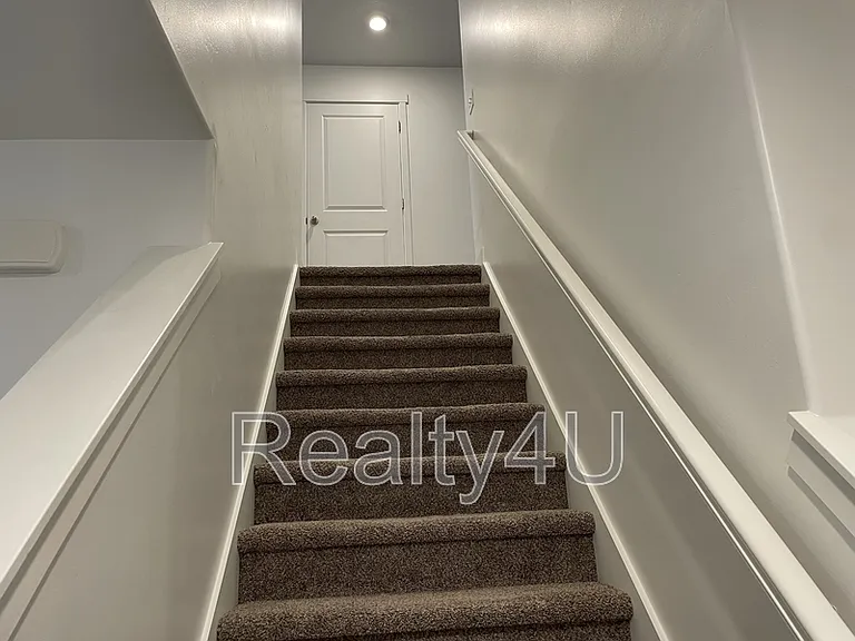 1088 E Waterway Ln #1 — Photo 11