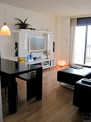 Sold by Highline Residential | media 16