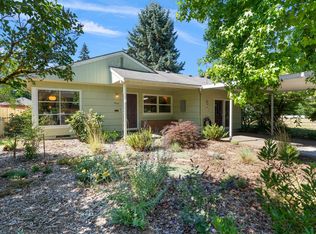 4522 NE Ainsworth St, Portland, OR 97218