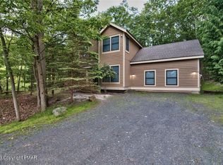 782 Lower Deer Valley Rd, Tannersville, PA 18372