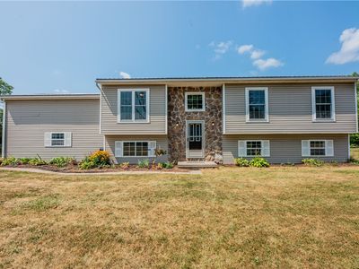 2097 Leno Rd, Palmyra, NY, 14522