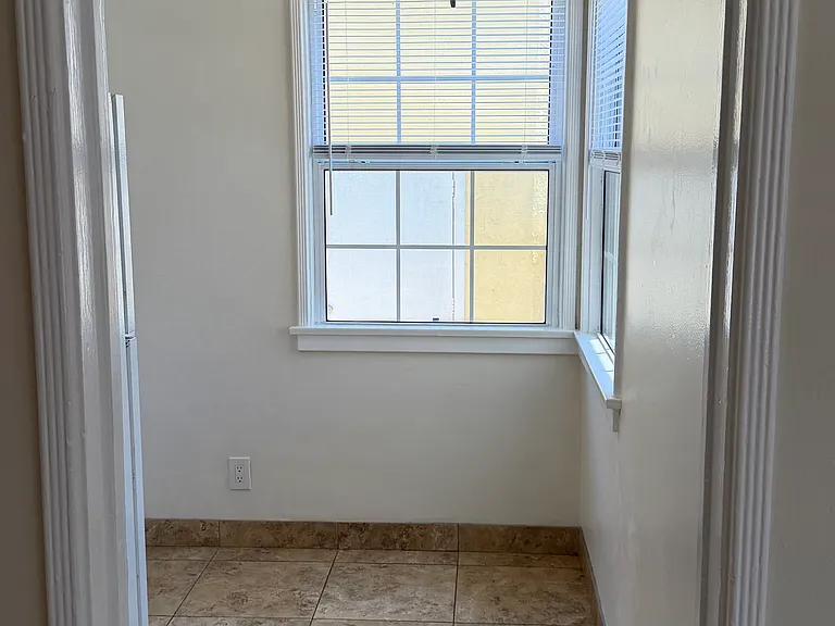 3850 Wade St — Photo 17
