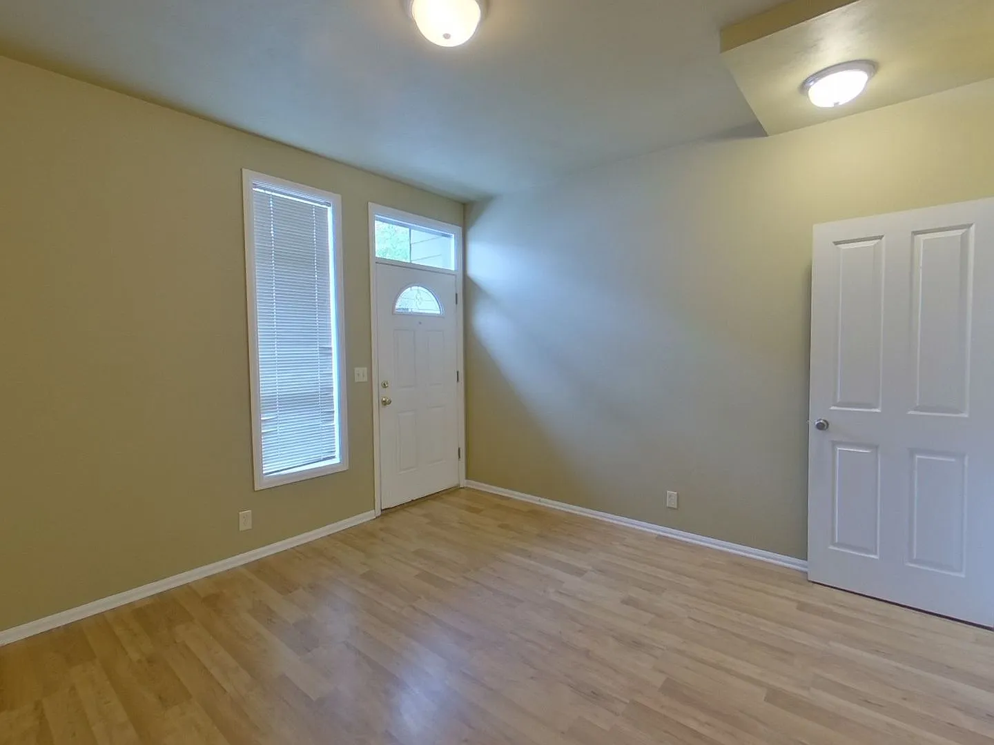 1780 Ferry Alley — Photo 3