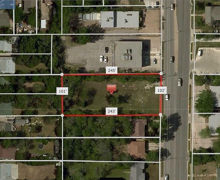 1st image of 2328 Oakland Blvd