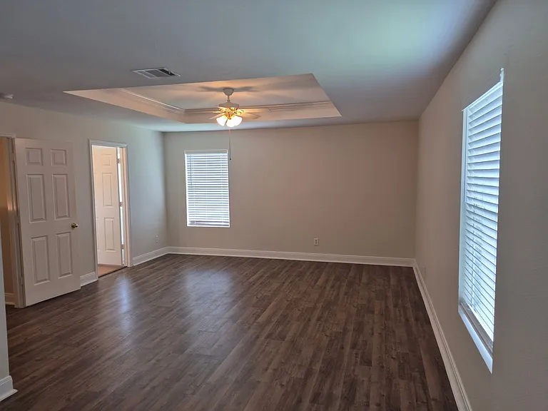 12634 Carriage Blvd — Photo 22