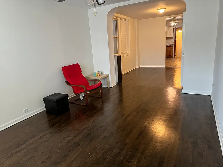 3145 S May St #1F — Photo 3