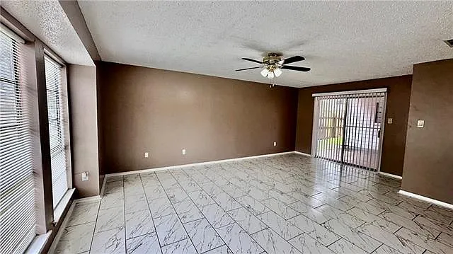 2424 Park Place Dr — Photo 18