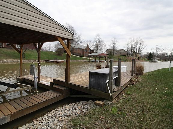 2nd image of 600 Waynoka Dr