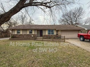 2373 S Florence Ave, Springfield, MO 65807