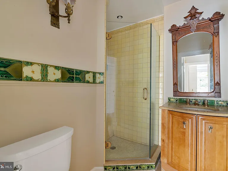 3313 Cleveland Ave NW — Photo 42