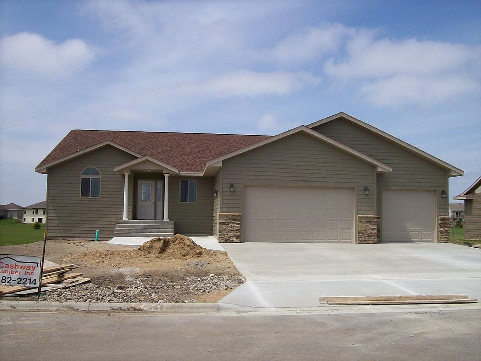 2nd image of 1231 Cherry Dr