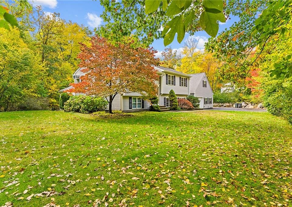 290 Hope Furnace Rd, Hope, RI 02831 Zillow