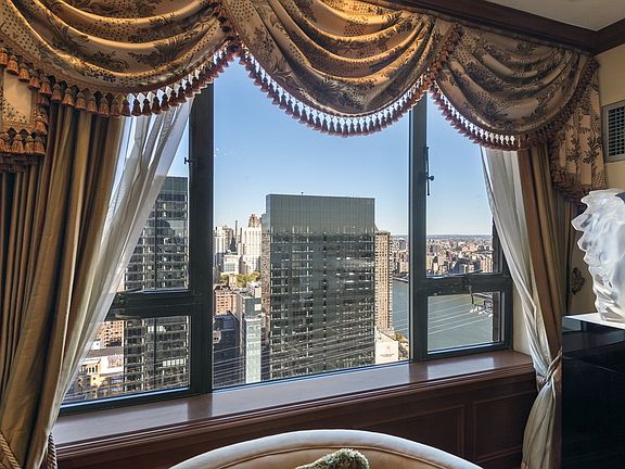 5th image of 425 E 58th St APT 34D