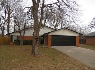 2424 Arlington Blvd, Ada, OK 74820