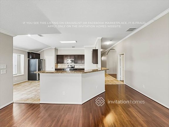 5th image of 14329 Artisan Dr