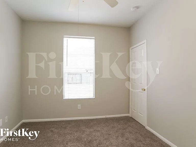22518 Spence Park Ct — Photo 11