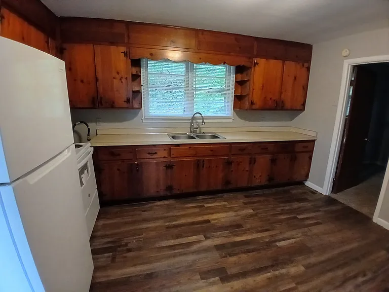 112 Maddux Rd NW — Photo 5