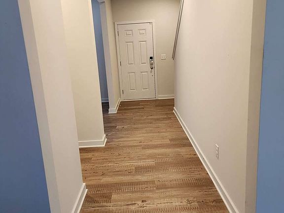 3rd image of 7264 Deering Ct