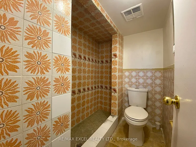 443 Vaughan Rd — Photo 29