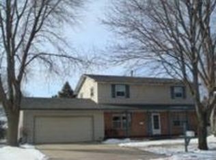 2729 E Main St, Mankato, MN 56001