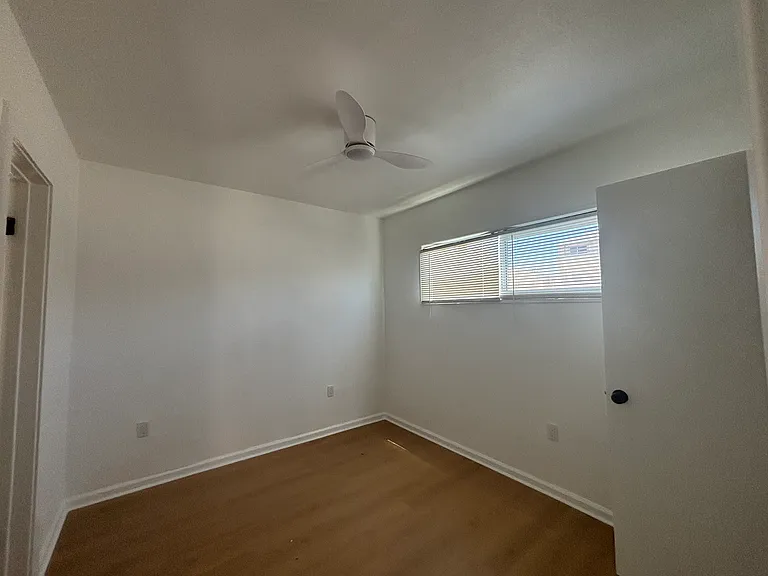 1329 W Carson St #1 — Photo 6
