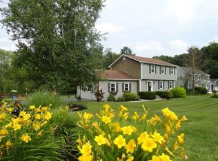 4 Ridgewood Rd, Cranston, RI 02921