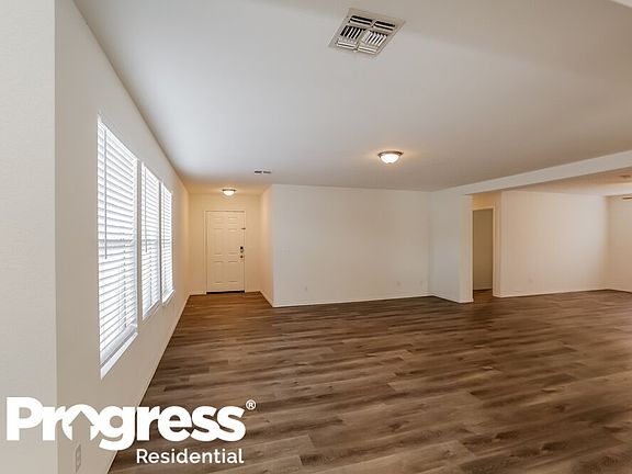 3rd image of 5725 E Flower Cir