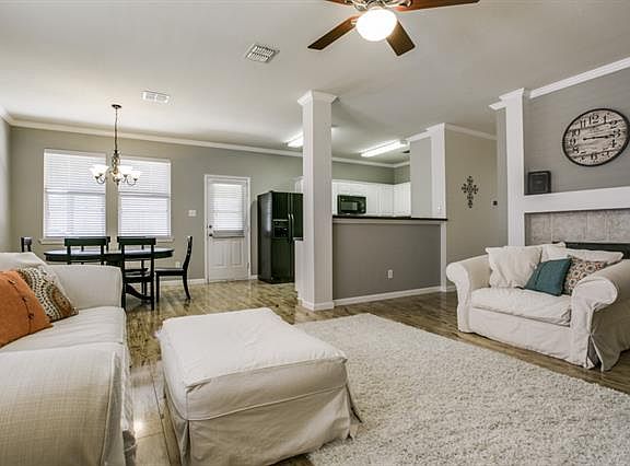 4th image of 1904 Silver Leaf Dr